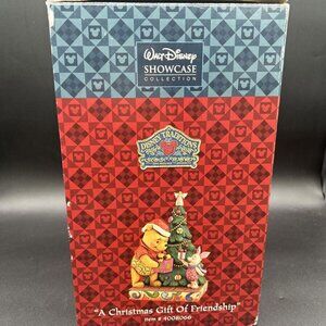 Disney Jim Shore Winnie the Pooh "A Christmas Gift of Friendship" #4008066